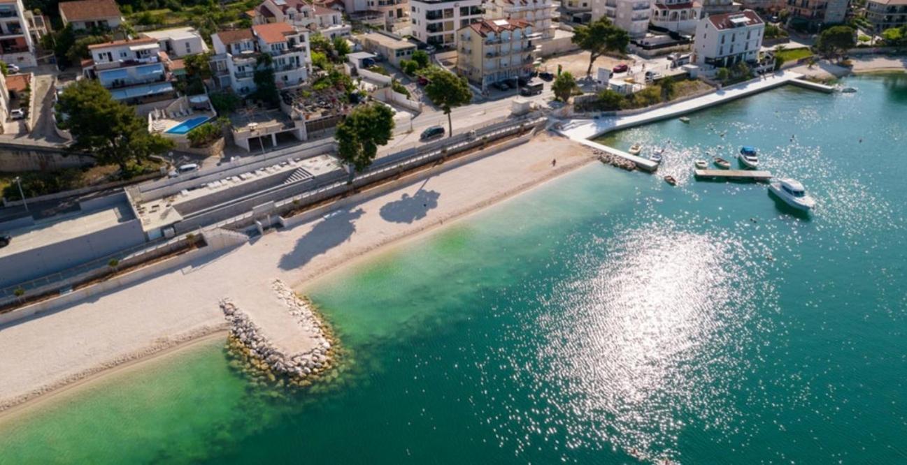Apartman Mikola With Sea View Trogir Extérieur photo