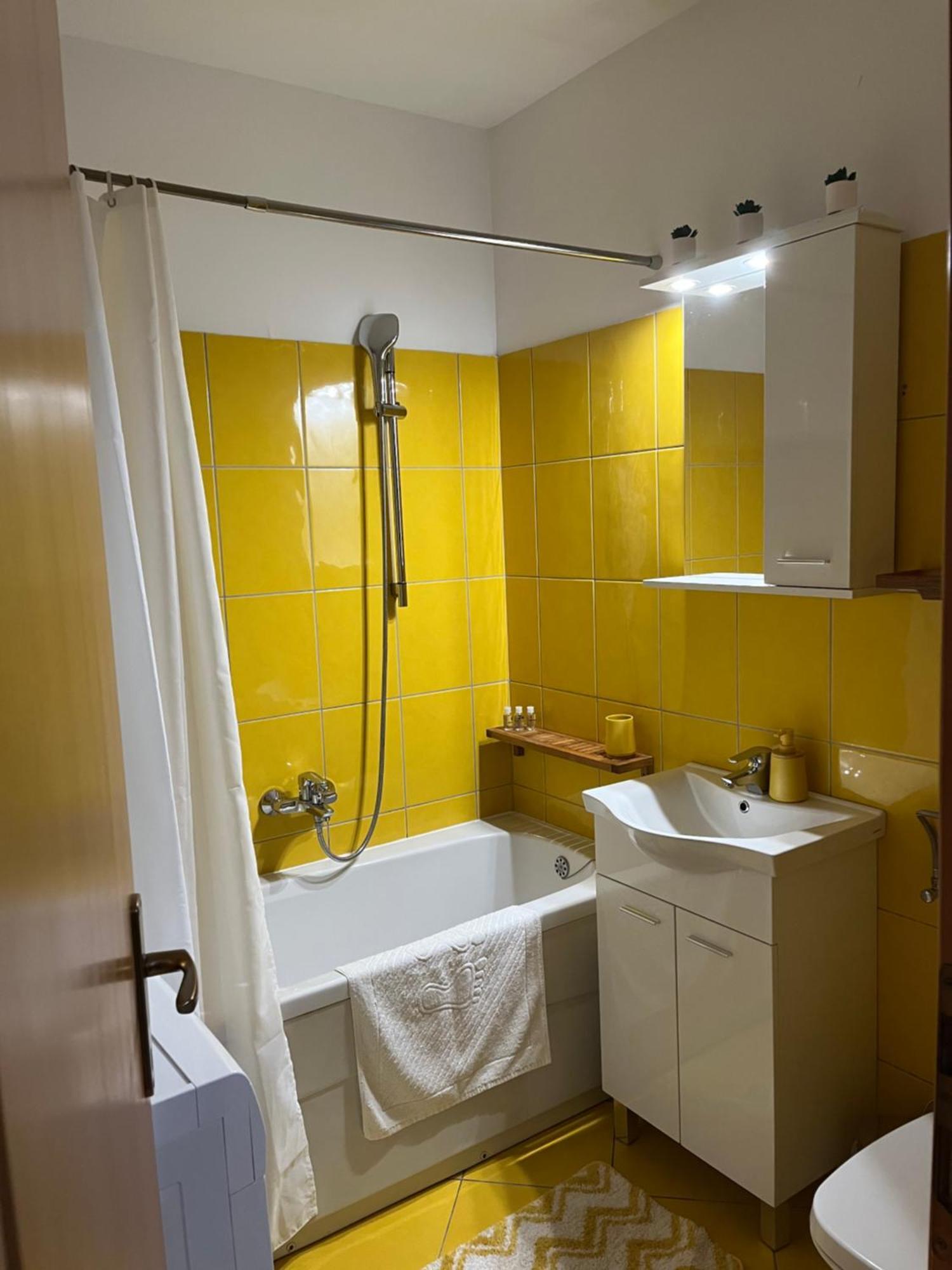 Apartman Mikola With Sea View Trogir Extérieur photo